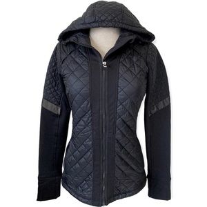 Athleta Quilted Black Rock Springs Jacket Hood Full Zip Pockets 350371 Size XS